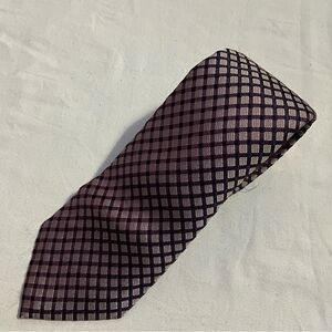 Hugo Boss Elegant Checkered Men's Tie